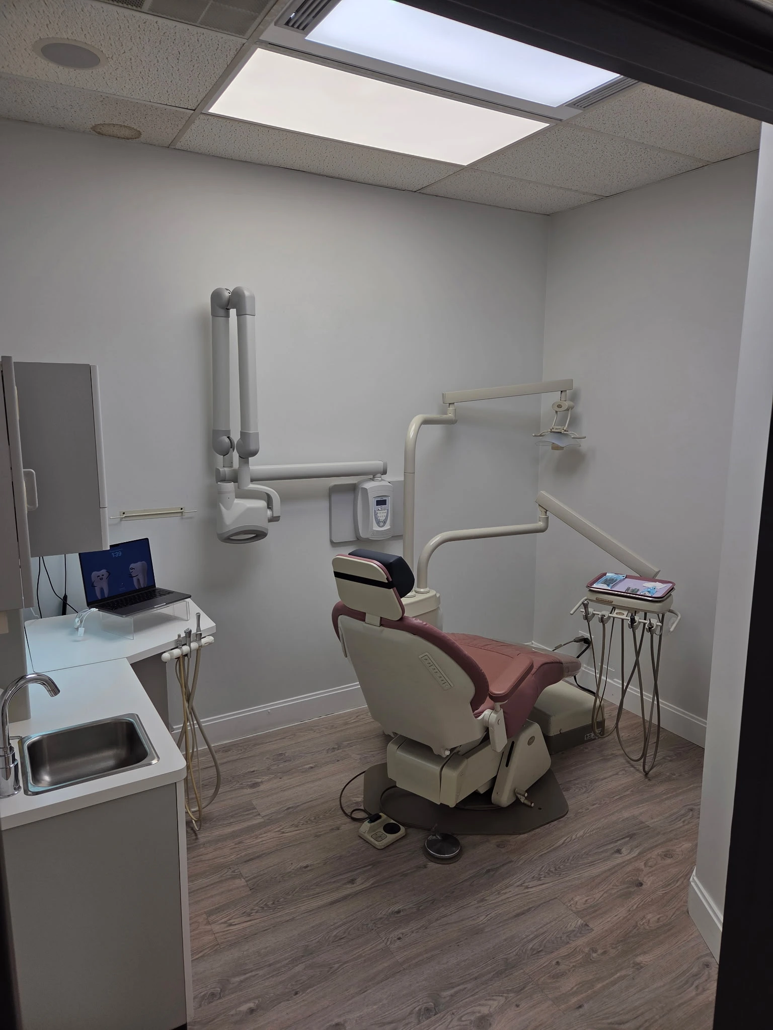 Inside Pearl Dental Care in Westmont